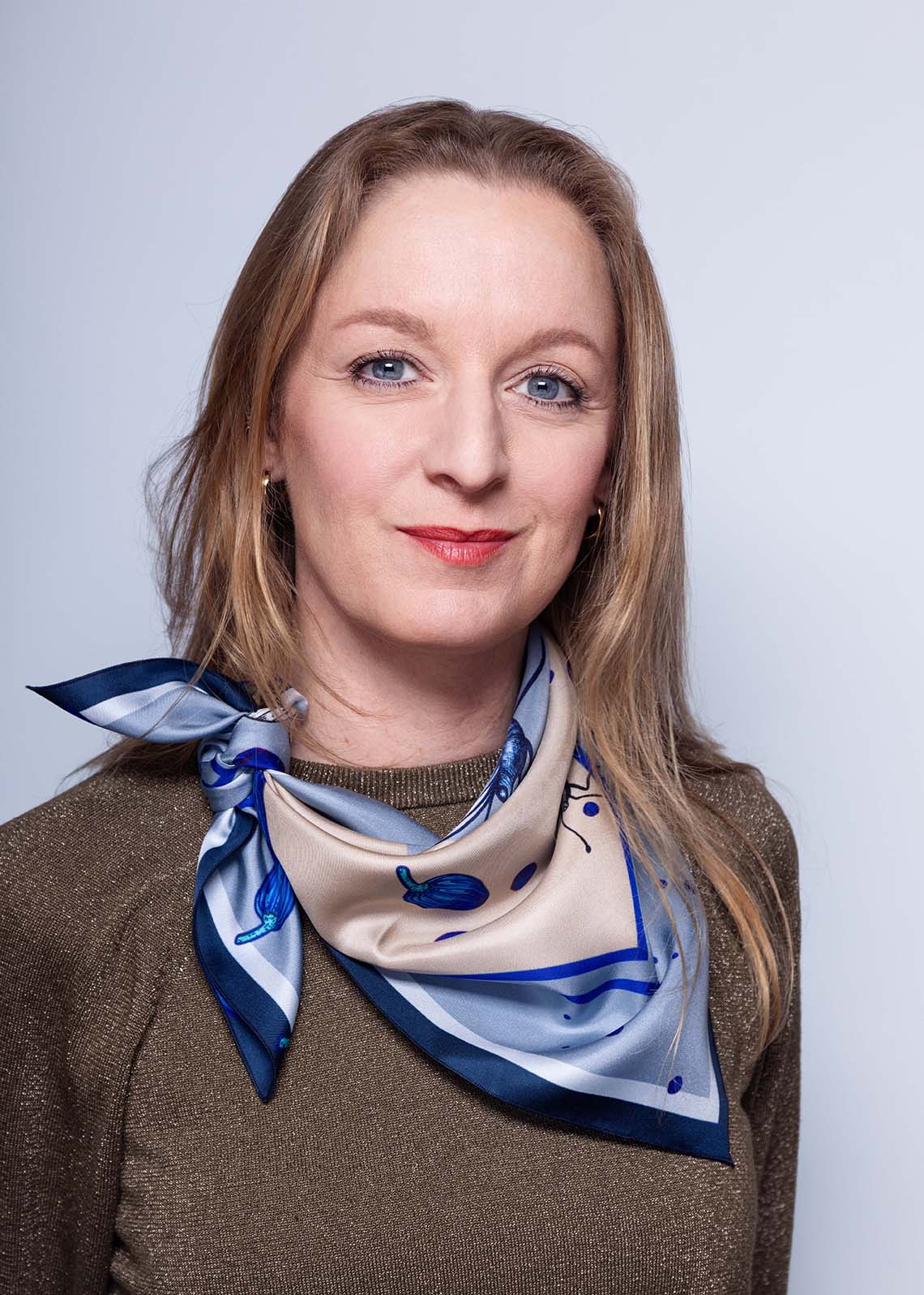 Foulard en 100 % soie naturelle SOI002PVC